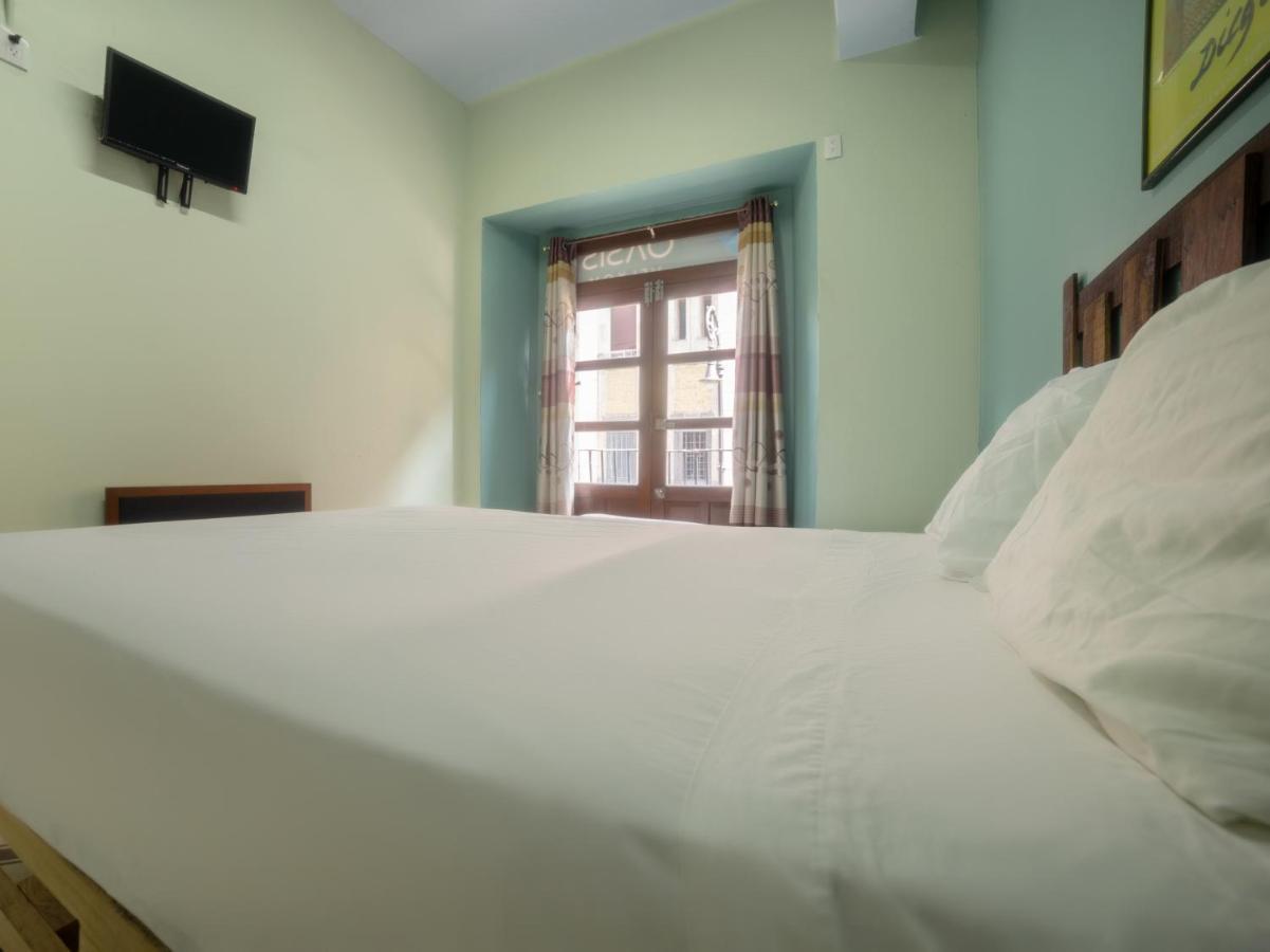 Oyo Hostel Oasis Centro Cerca Del Hospital Issste Hospital Jose Ma Morelos Мехико Экстерьер фото