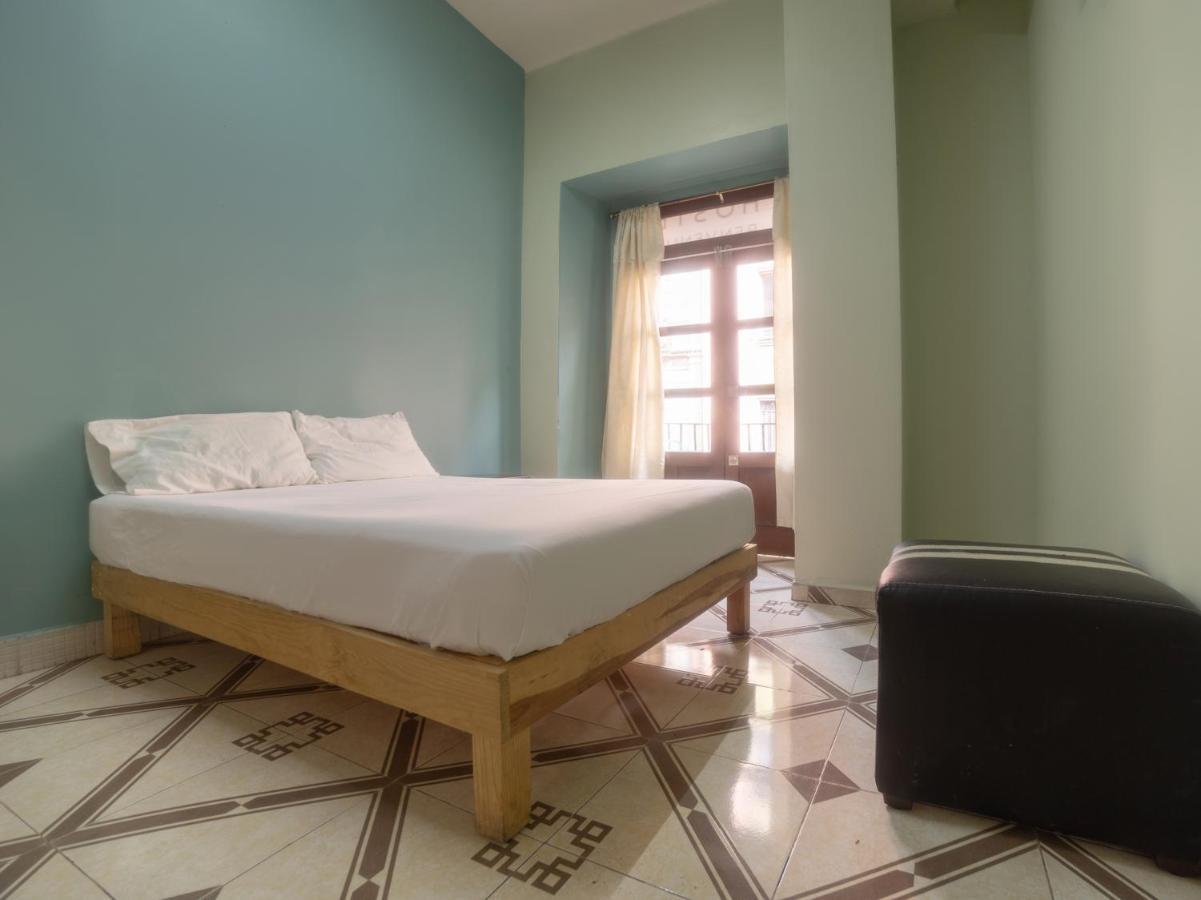 Oyo Hostel Oasis Centro Cerca Del Hospital Issste Hospital Jose Ma Morelos Мехико Экстерьер фото