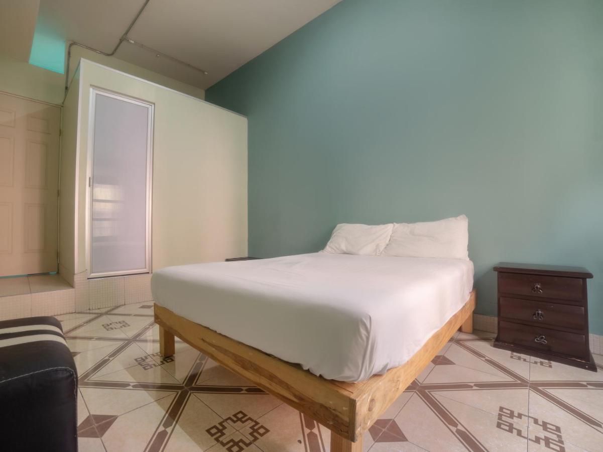 Oyo Hostel Oasis Centro Cerca Del Hospital Issste Hospital Jose Ma Morelos Мехико Экстерьер фото