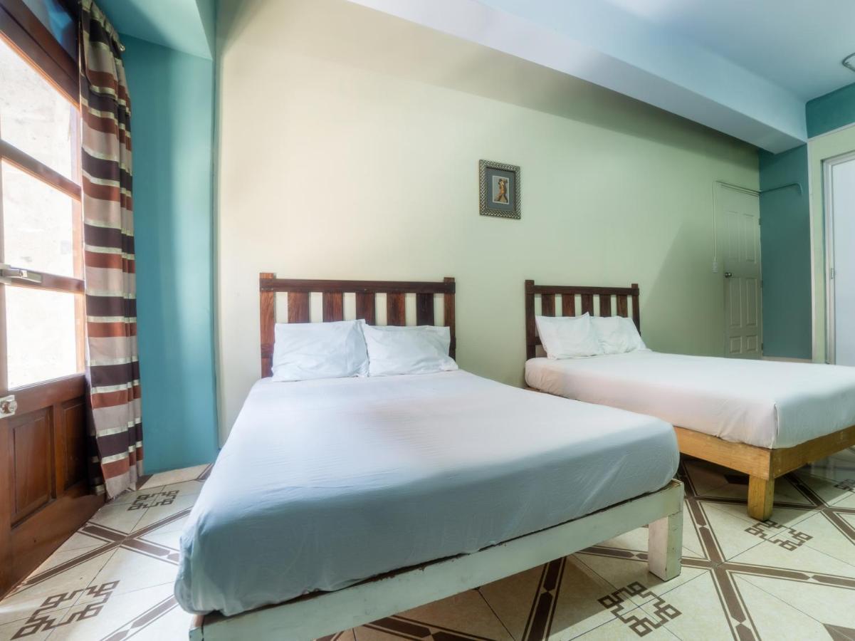 Oyo Hostel Oasis Centro Cerca Del Hospital Issste Hospital Jose Ma Morelos Мехико Экстерьер фото