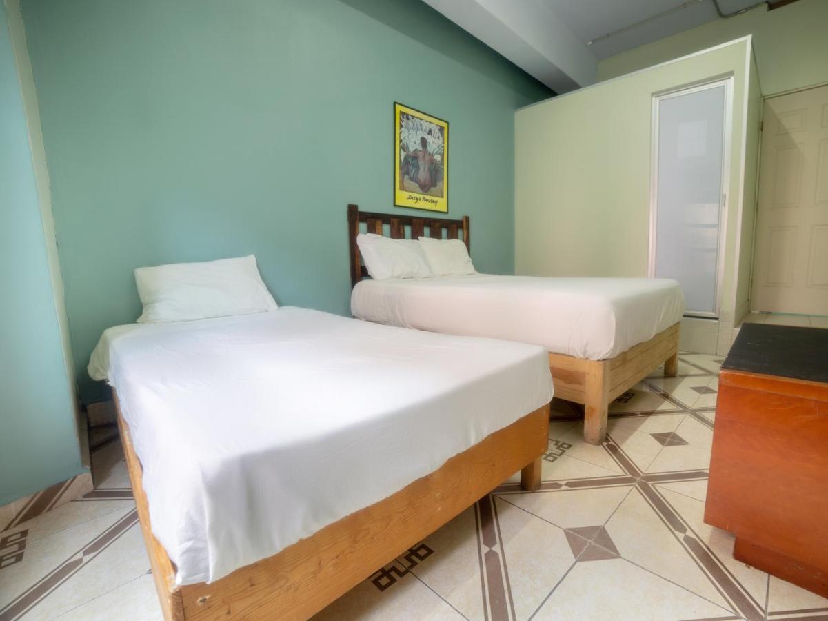 Oyo Hostel Oasis Centro Cerca Del Hospital Issste Hospital Jose Ma Morelos Мехико Экстерьер фото